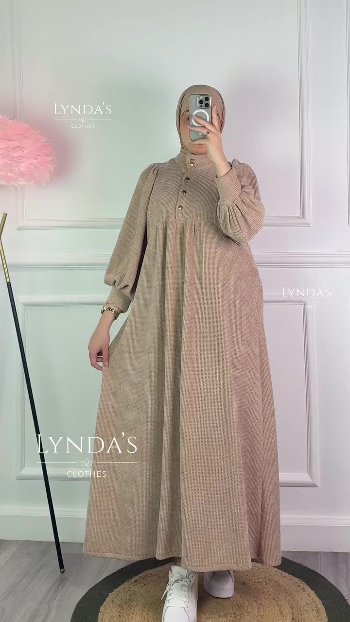 F23 فستان قطيفة بتصميم مميز EG