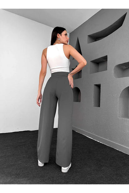 Trousers with a distinctive design and colors BA2 