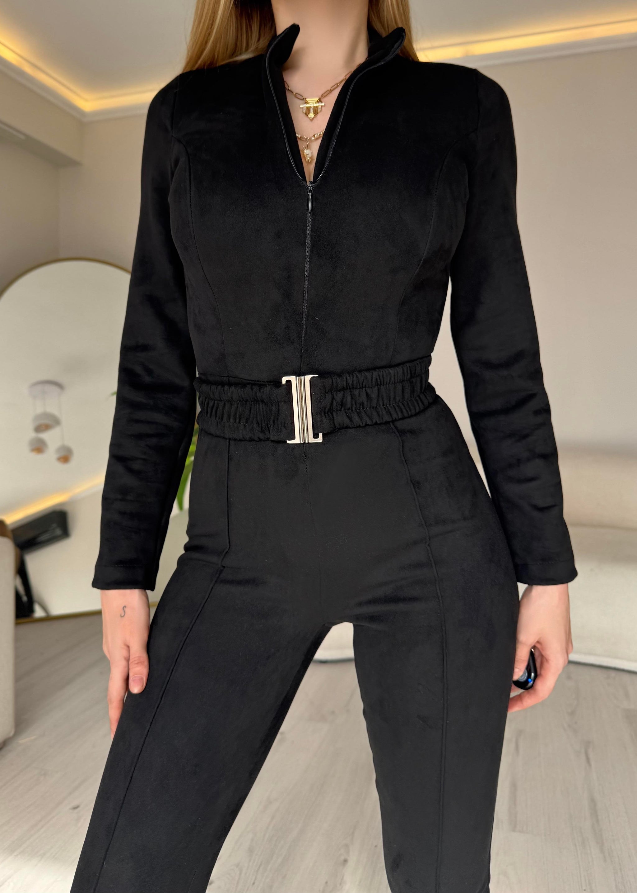 Women's jumpsuit with a unique and modern design S74