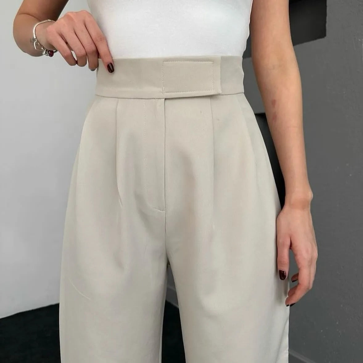 Trousers with a distinctive design and colors BA2 