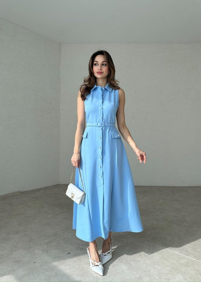 F41 Dress with a distinctive design 