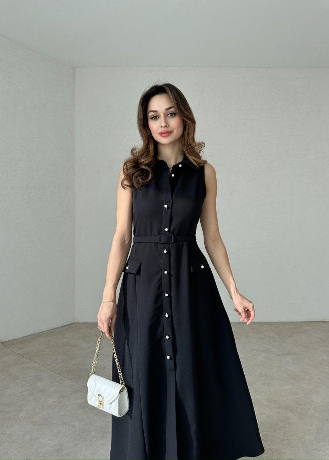 F41 Dress with a distinctive design 