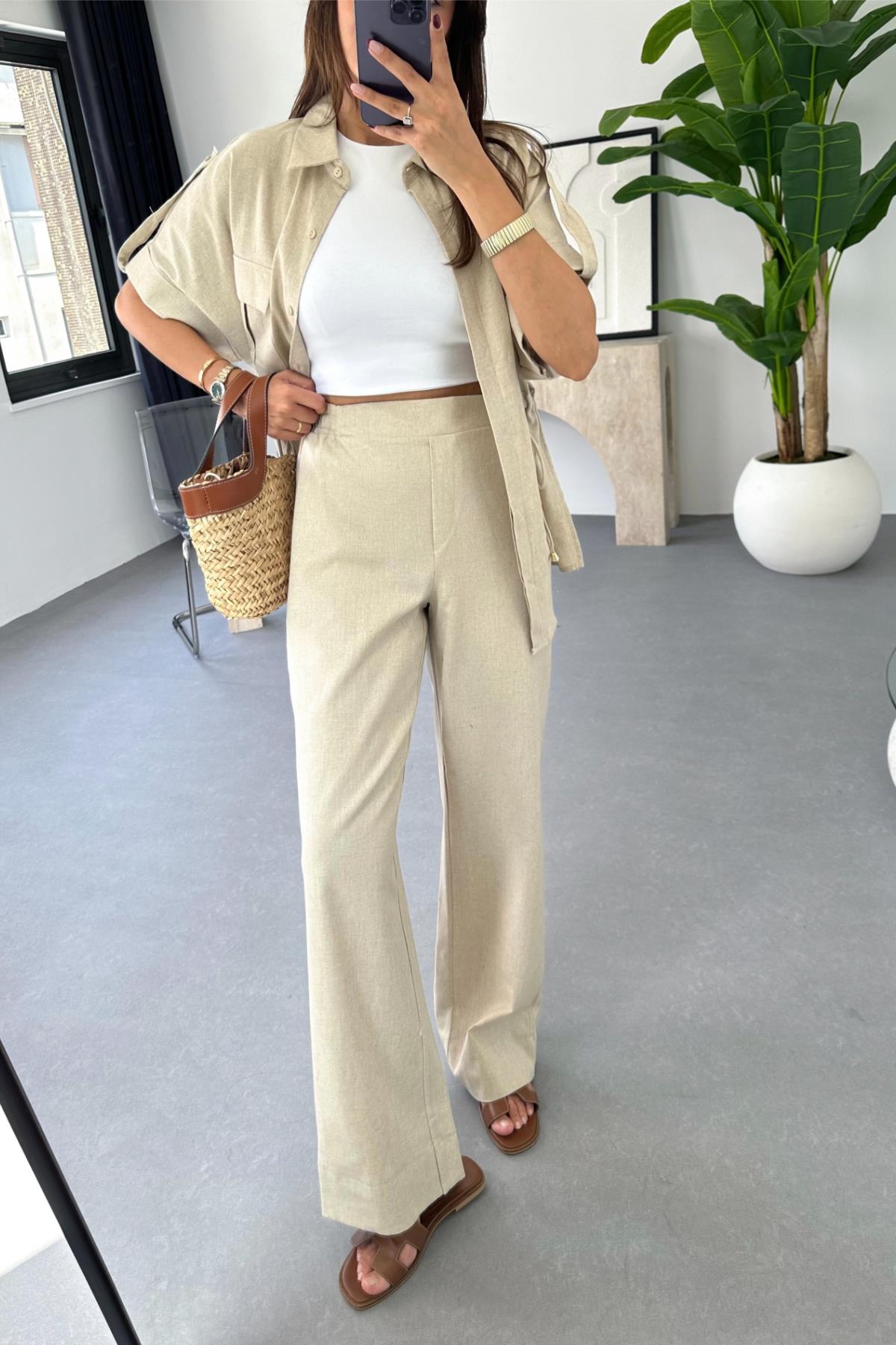 Long dress with polo neck opening D09