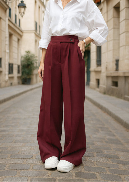 Trousers in distinctive colors B14