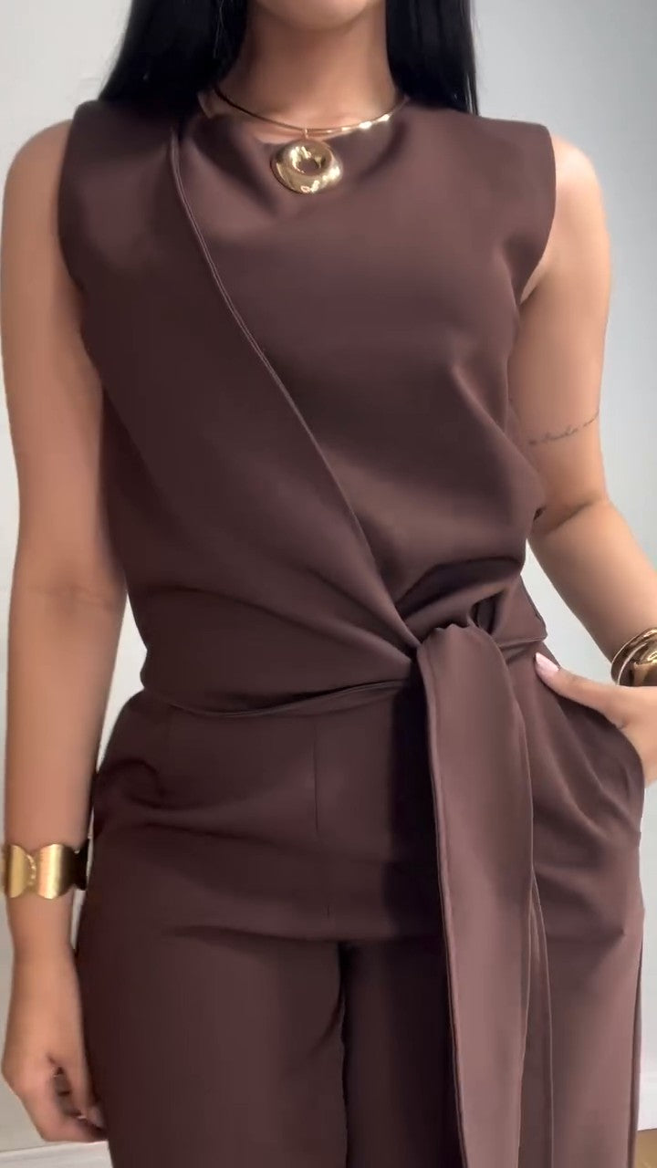 طقم كاجوال قطعتين (بلوزة+بنطلون) بتصميم مميز وأنيق S43
