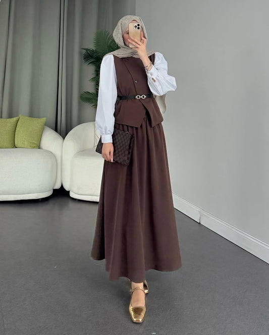 Long dress with polo neck opening D09