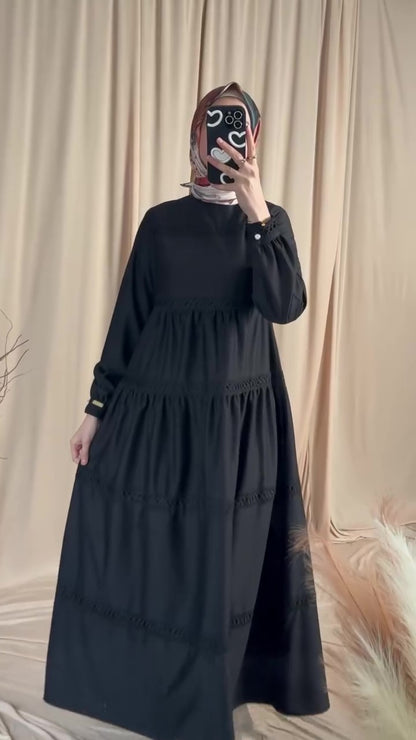 F24 Dress with a distinctive design 