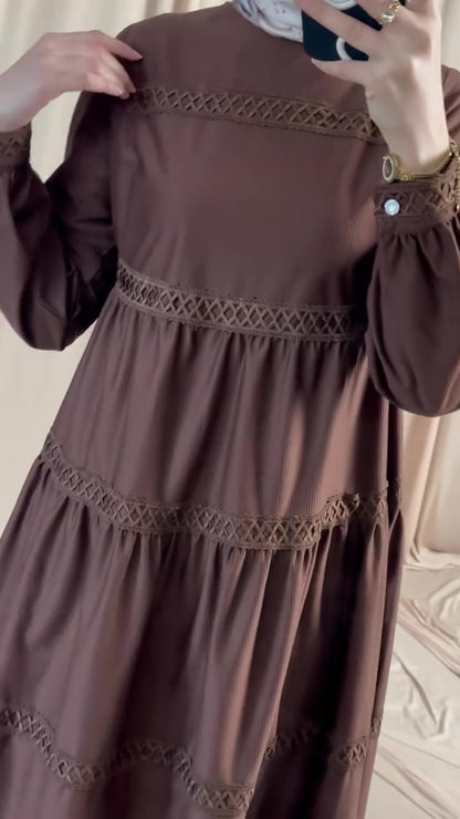 F24 Dress with a distinctive design 