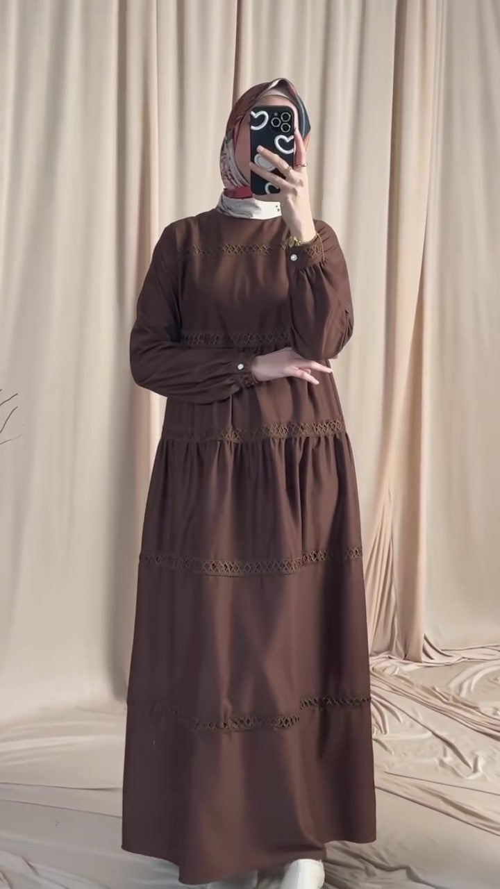 F24 Dress with a distinctive design 