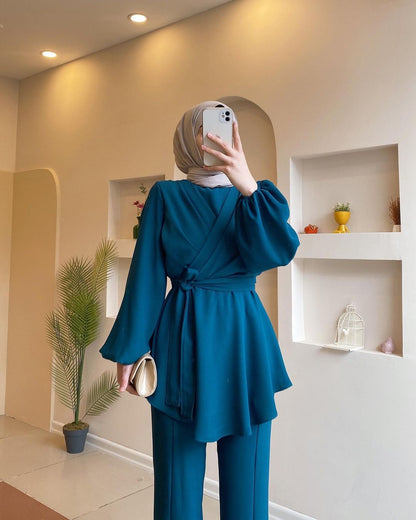 Long dress with polo neck opening D09