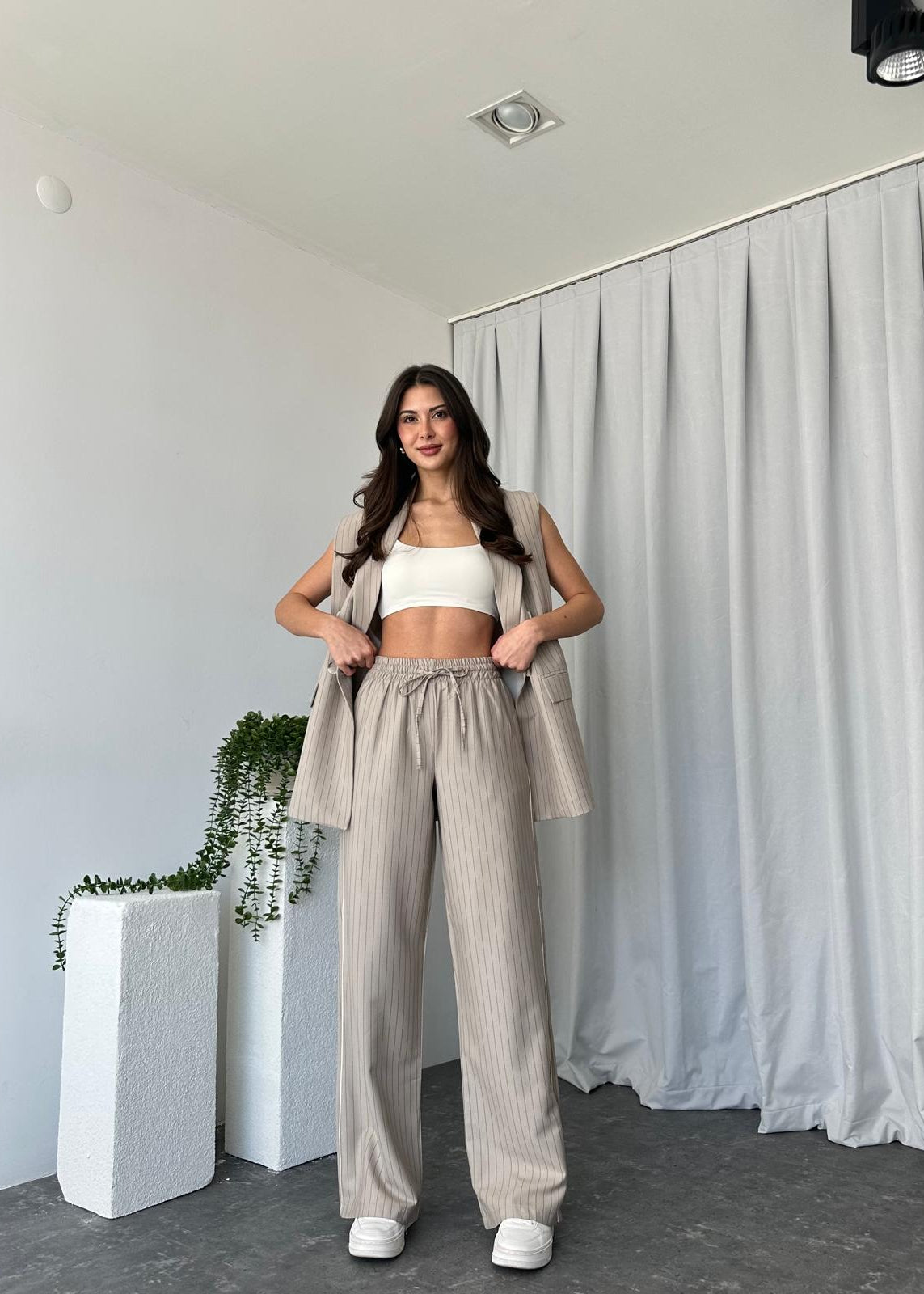 Summer jumpsuit with belt S6