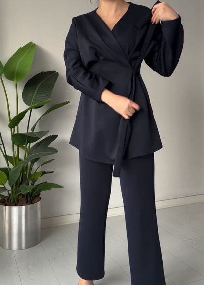 F55 Two-piece casual set with a distinctive design 