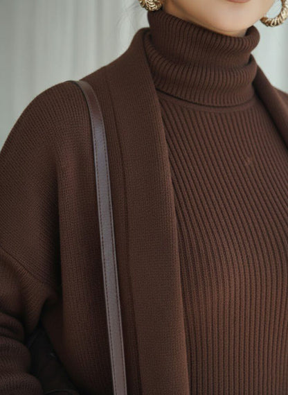 طقم تريكو أنيق نسائي مكون من قطعتين فستان بدون أكمام وكارديجان بأكمام طويلة TR-4