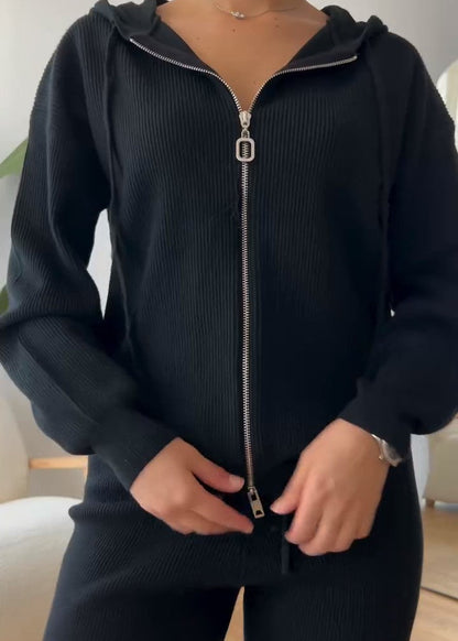 طقم تريكو أنيق نسائي مكون من قطعتين بلوزة + بنطلونTR-9