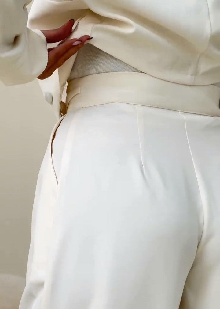 بنطلون كاجوال حريمي بتصميم عصري B23