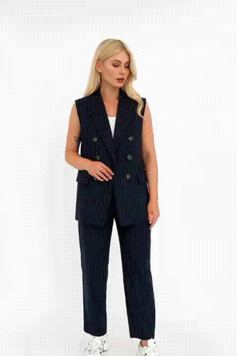 A formal two-piece suit (jacket + trousers) with a distinctive and elegant design S40
