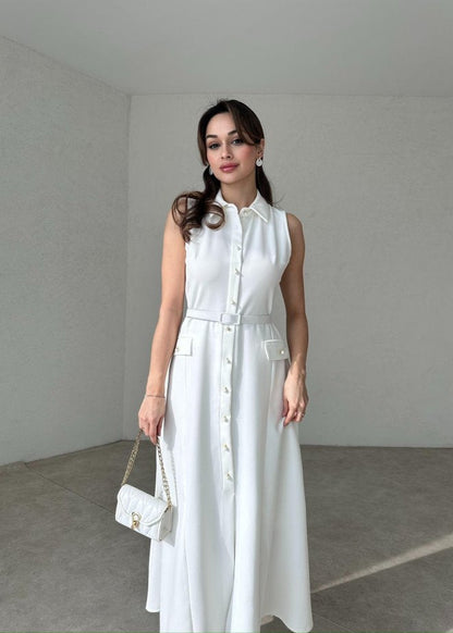 F41 Dress with a distinctive design 