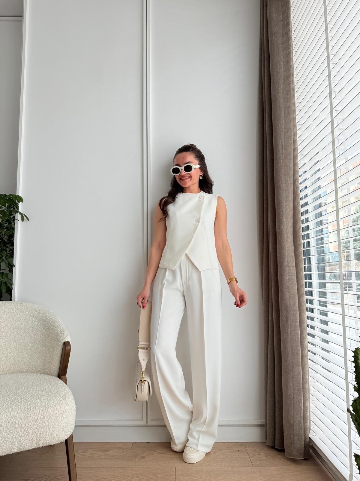 Summer jumpsuit with belt S6