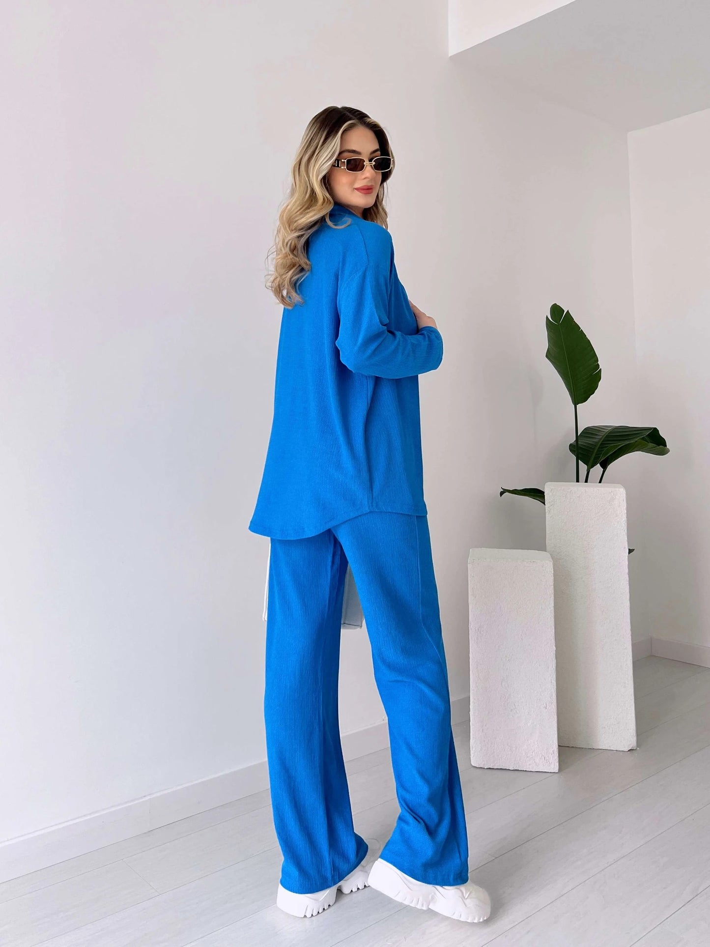 طقم كاجوال ربيعي مميز M11