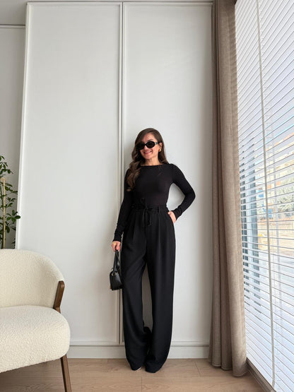 Trousers in distinctive colors B6 